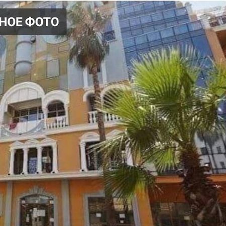 Apartament On Rustaveli Batumi Ngoại thất bức ảnh