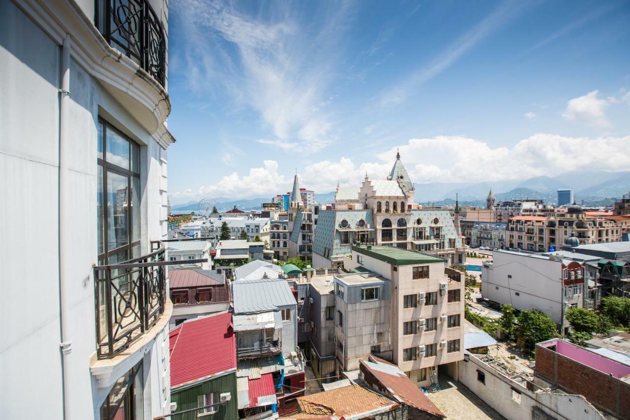 Apartament On Rustaveli Batumi Ngoại thất bức ảnh
