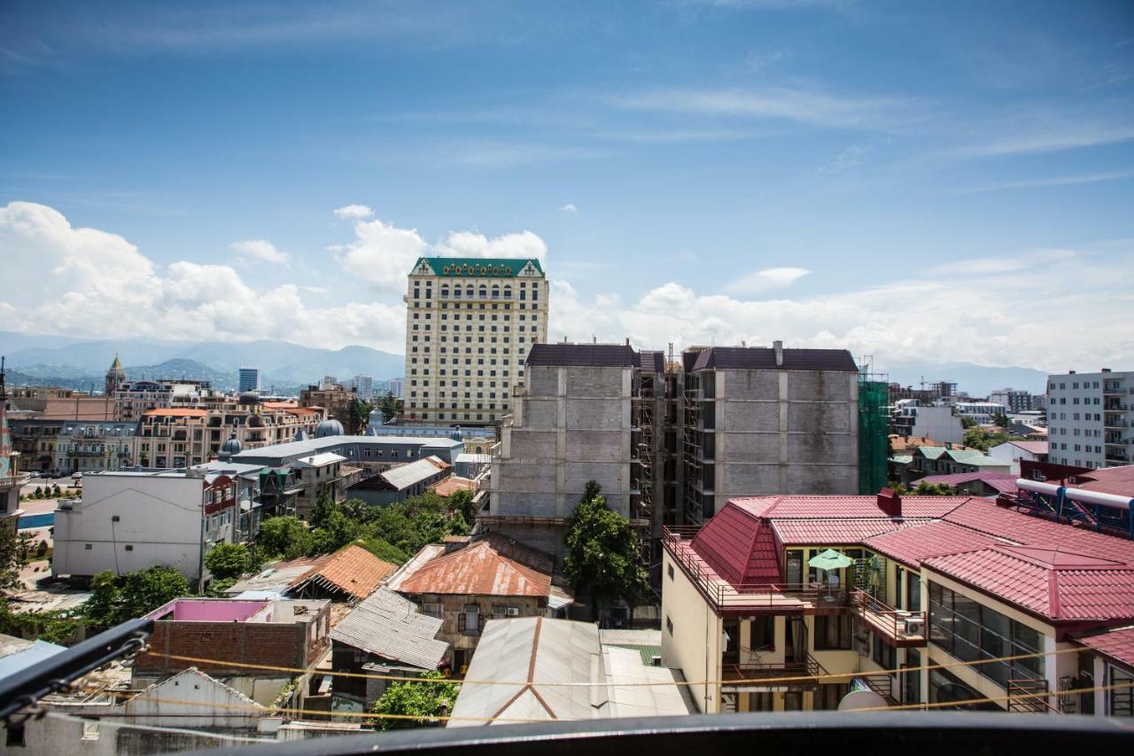 Apartament On Rustaveli Batumi Ngoại thất bức ảnh